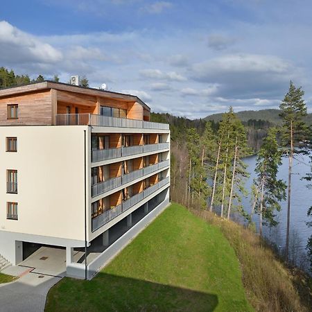 Element Lakeside Apartments Lipno nad Vltavou Eksteriør bilde