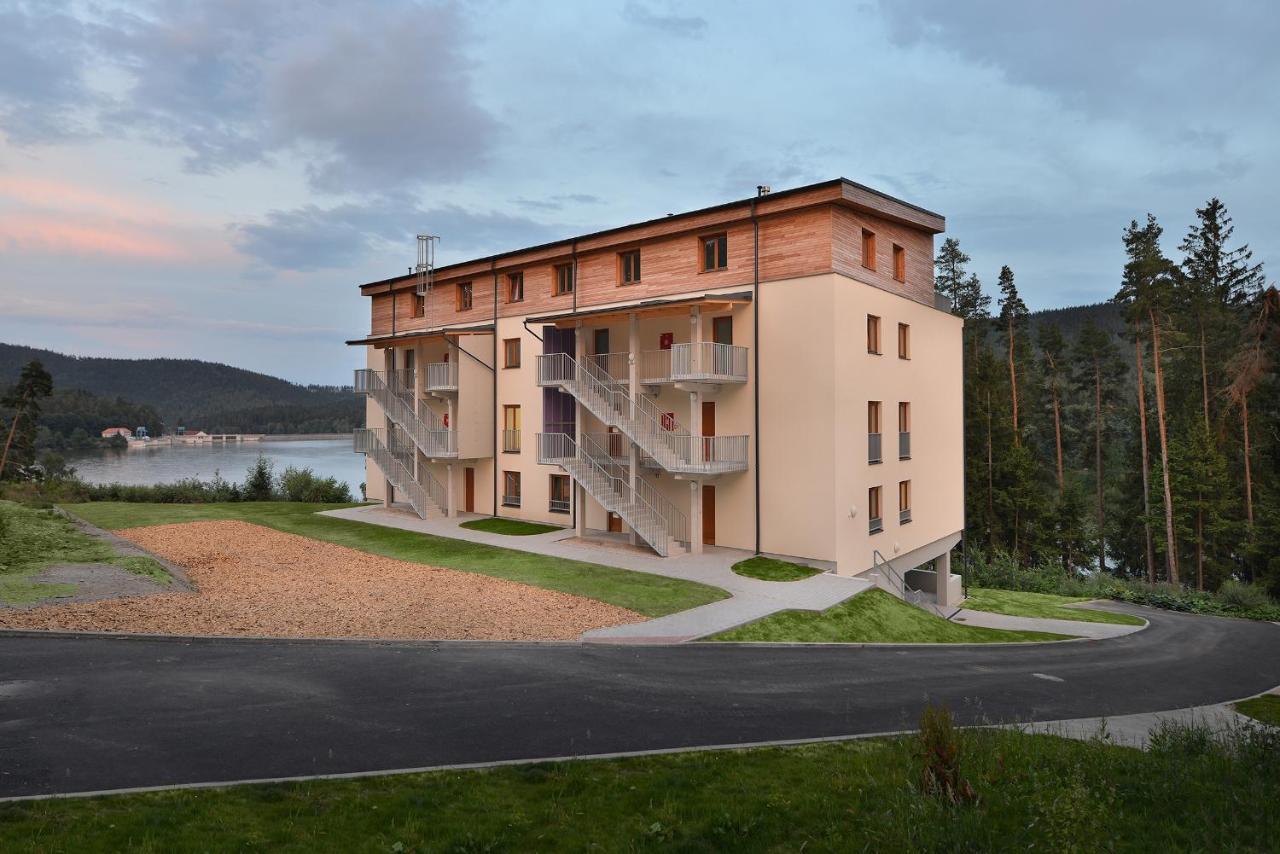 Element Lakeside Apartments Lipno nad Vltavou Eksteriør bilde